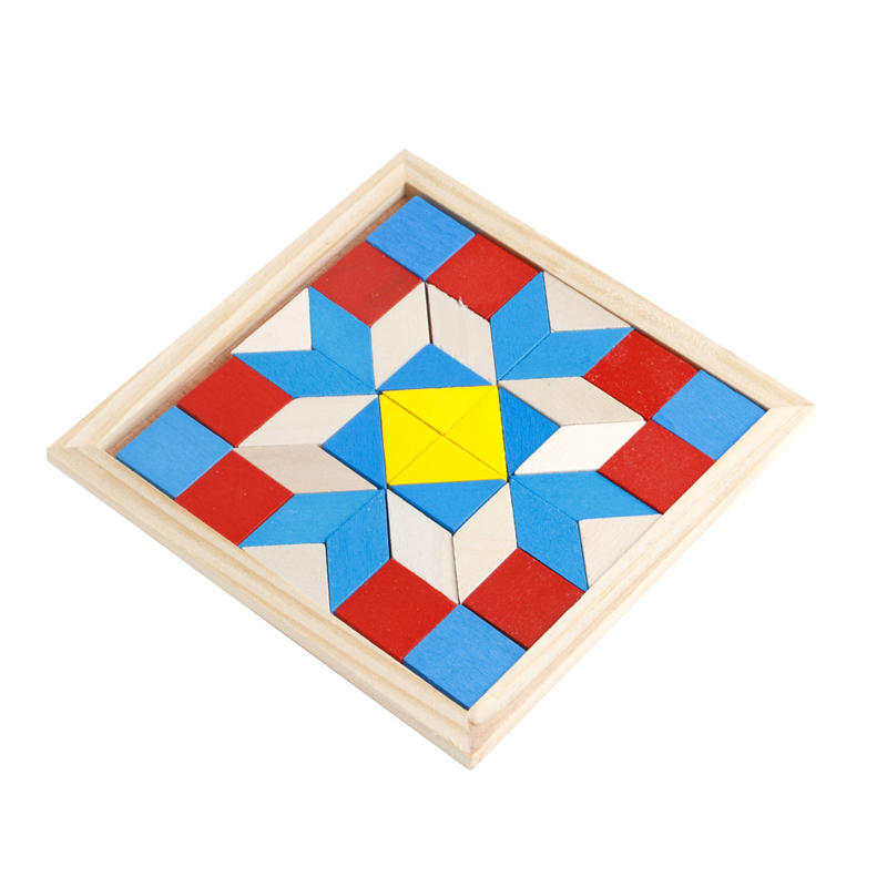 Dřevěná barevná skládačka s geometrickými motivy