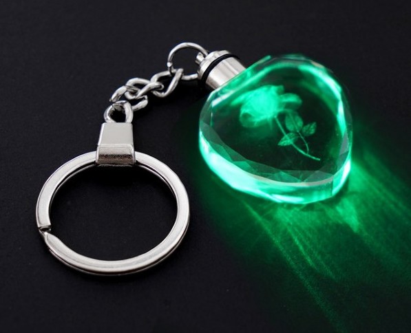 Přívěšek na klíče Růže, svítící LED, klíčenka-zelená